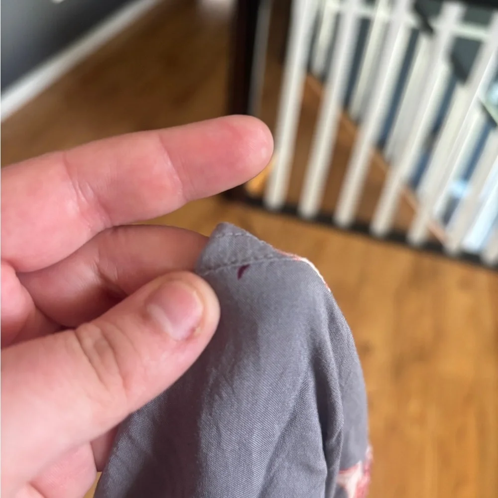 Torrid Harper Grey Floral Challis Pullover Blouse - Picture 7 of 7